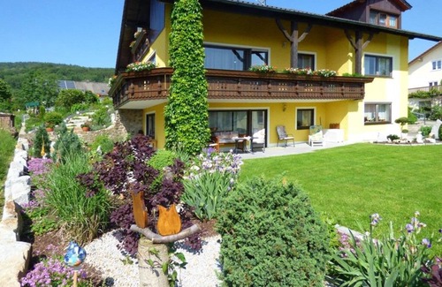Gleissenberg Apartment | Geräumige 75qm 4-Sterne-Ferienwohnung für 4 Personen