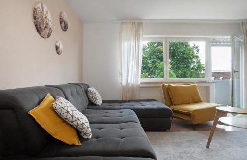 Weingarten Apartment | Geräumige schöne Ferienwohnung