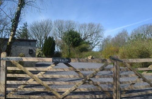 Bodffordd House | Ger Y Llan