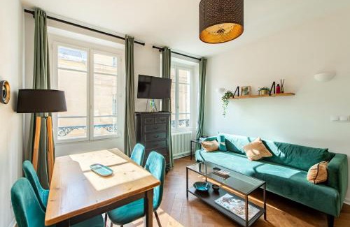 Saint-Louis Apartment | Geranimus Court of Scents