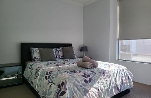 Rivervale Apartment | Gerring Court with Free 1 Car Bay Parking