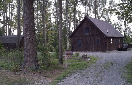 Rome Cabin | Get Away From It All - Romantic or Family - Timberframe Cottage
