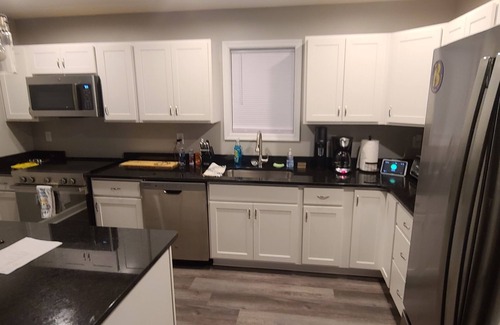 Milford House | Get away in New home away from home Near the beach!