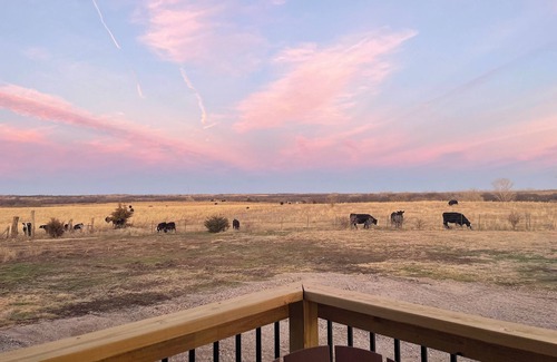 Salina House | Get Linked to the Prairie