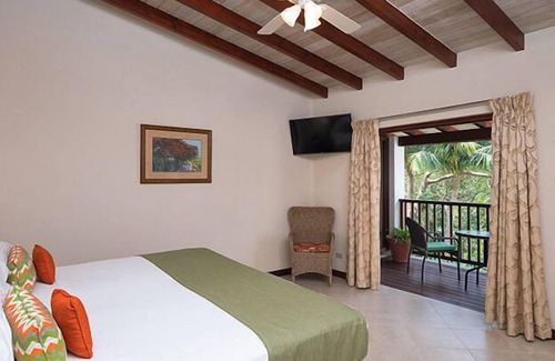 Maynards House | Get Ready for Blissful Getaway! Near Animal Flower Cave! Outdoor Pools, Parking!