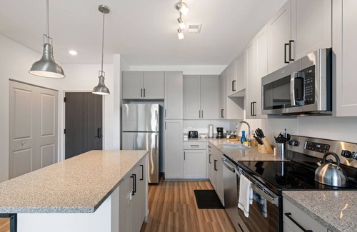 Woodbridge Apartment | Getaway | Views | Free-Parking