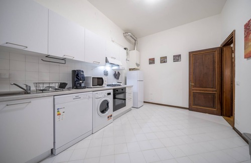 Old Town Apartment | [Ghirlandina]Fabulous apartment in the city center