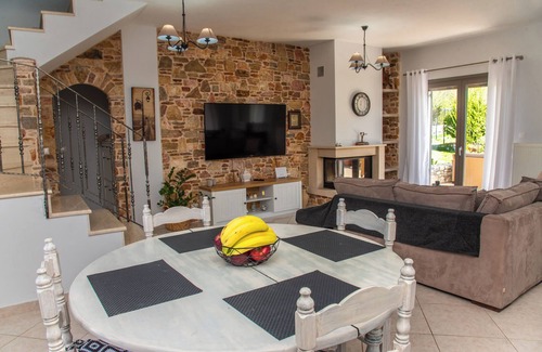 Giannades Villa | Giannakis Villa Corfu
