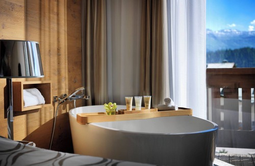 Champfer Hotel | Giardino Mountain