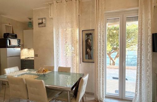 Bergeggi Apartment | Giardino, Piscina e Posto Auto - Relax con Vista Mare