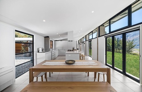 Gibbston House | Gibbston Valley Residence