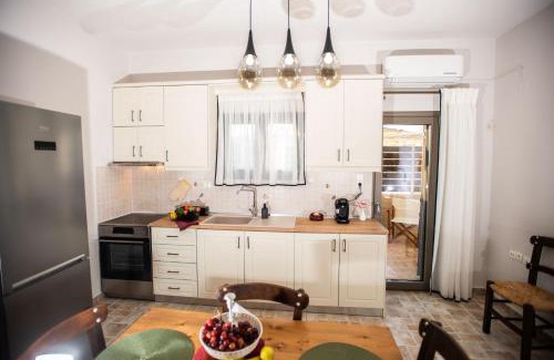 Kalamaki Apartment | Gifel - Luxury apartment