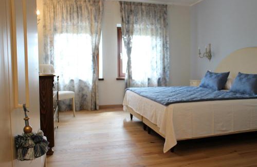 Corno di Rosazzo House | Gigante Wine & Welcome