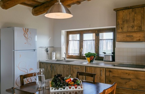Santa Maria Nuova Villa | GINEPRO the annex of Villa Vernaschi Ideal for a couple or a family with a child