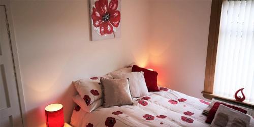Tillicoultry Apartment | Ginger's