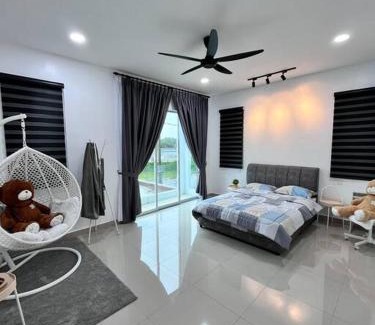 Larut House | GioiaHome with 6 Bedrooms