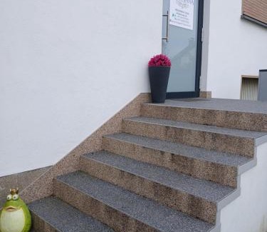 Hunerbach Apartment | Giovanna Ferienwohnung
