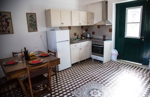 Faneromeni Apartment | Giovanni Apartment is a cozy apartment in a traditional Cretan village