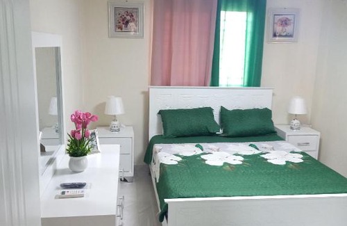Pedernales Apartment | Girasol Aparta Hotel