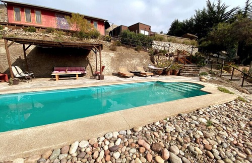 La Serena Cabin | Girasol Studio - BBQ Kitchen Parking & Shared Pool