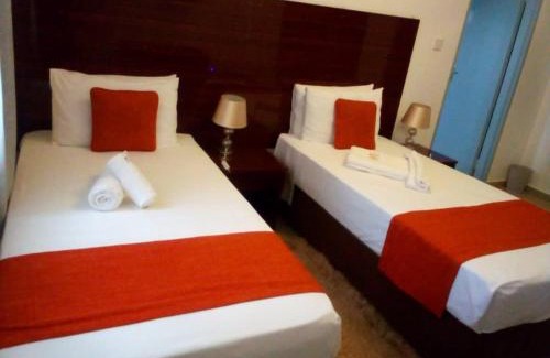 Kopong Bed & Breakfast | Girlie's bed and breakfast