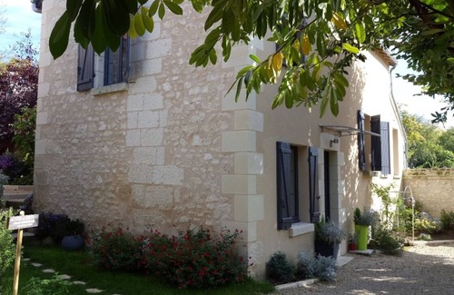 Sainte-Maure-de-Touraine Cottage | GITE 3* with SWIMMING POOL Spa/Sauna between FUTUROSCOPE ZOO BEAUVAL CHATEAUX LOIRE