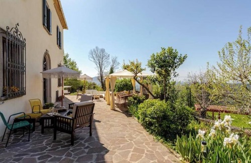 Pomarance Villa | Gite 6 Chambres à Serrazzano