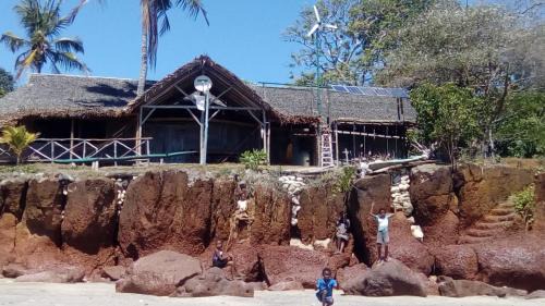 Nosy Tanihely House | Gite Ambatosambo