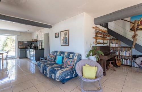 Rigarda House | Gite avec dortoirs