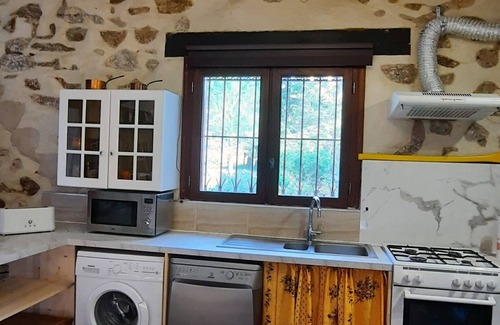 Cazedarnes House | Gite Charlrose at La Platriere