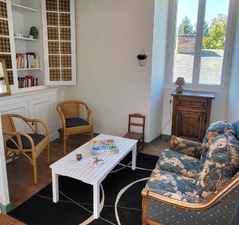 La Bazouge-des-Alleux House | Gite de la Fontaine