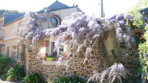 Binic House | Gite de la Renaissance, Binic , Bretagne