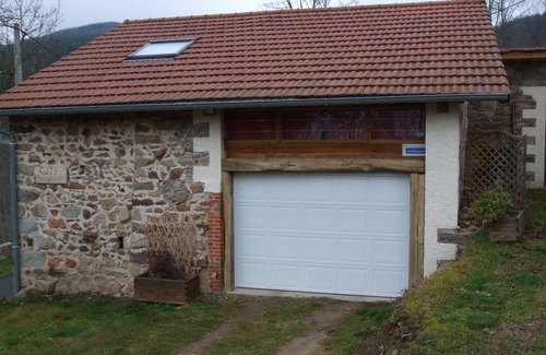 Saint-Rirand Cottage | Gite des Benoits, old barn renovated.