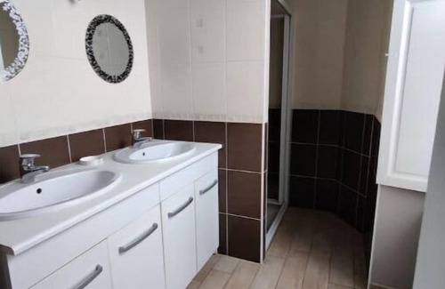 Marigne-Peuton House | Gite du Moulin - 6/8 Places
