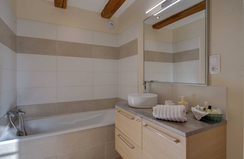 Excideuil Other | Gite du Pas de la Mignonne - Piscine et SPA - Grand Confort