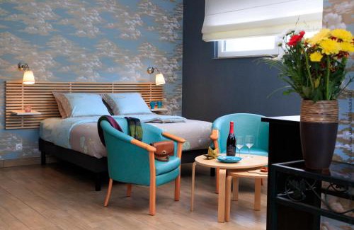 Vieil-Hesdin House | gite du vieux saule 1 gite avec spa privatif pour 2 personnes 1 suite familiale sans spa