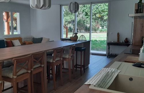 Garrosse Cottage | Gite for 10 people bright rooms and dormitory
