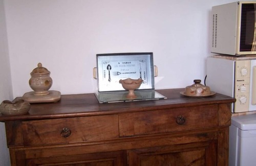 Vouvray House | Gite in Touraine - 'the house of the little-morier'
