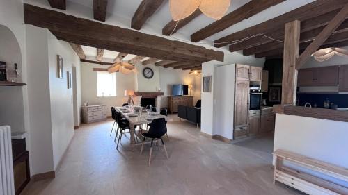 Nouan-sur-Loire House | Gite l'Escapade- 8 people- Near castles-2 hours 15 minutes from Paris