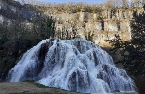 Baume-les-Messieurs House | Gite Le bout du monde
