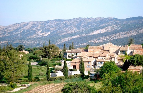 Bedoin Cottage | Gite Les Enfantines at the foot of Mont Ventoux, 3km from Bedoin