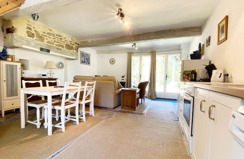 Essey House | Gite - Maison De L'Etang