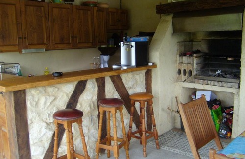 Thenon Apartment | GITE MASKALI