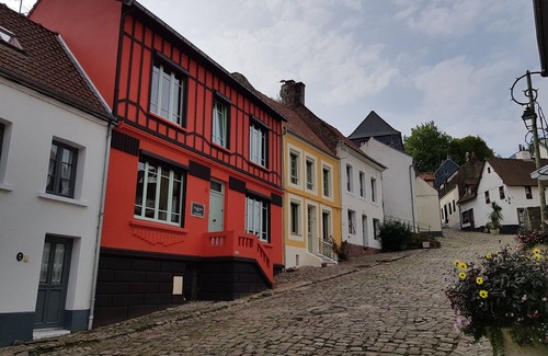Montreuil-sur-Mer House | Gite Montreuil 1 to 6 people: L'Art du temps le Gite