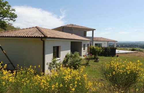 Castelnau-de-Levis House | Gite Puech Evasion - Comfort, Relaxation, Spa and Sauna 10 km from Albi