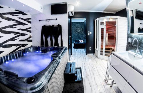 Remiremont Apartment | Gite & Spa Privatif Glam'88 - Vosges