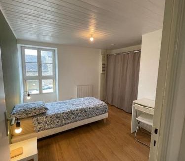 Saint-Pierre-de-Plesguen Apartment | Gite St Pierre - Tout confort et calme dans le centre ville
