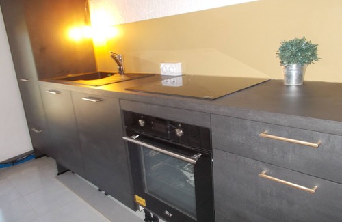Jonquerettes Bed & Breakfast | Gite with swimming pool and patio.