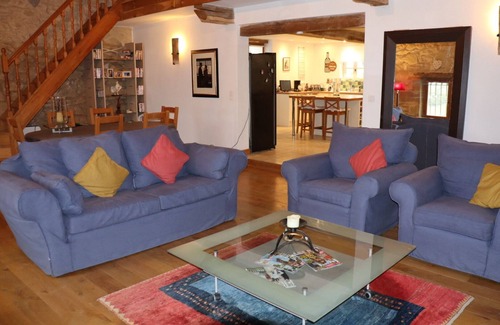 Armillac House | Gîte with swimming pool and a fabulous view