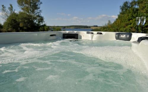 Salles-Curan House | Gites Domaine du Charouzech